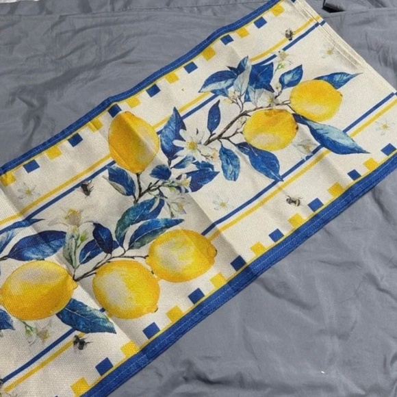 Lemons table runner - Picture 5 of 7